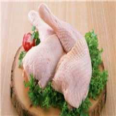 کاهش تقاضای گوشت مرغ در بازار؛ قیمت ۵۷۰۰ تومان شد
